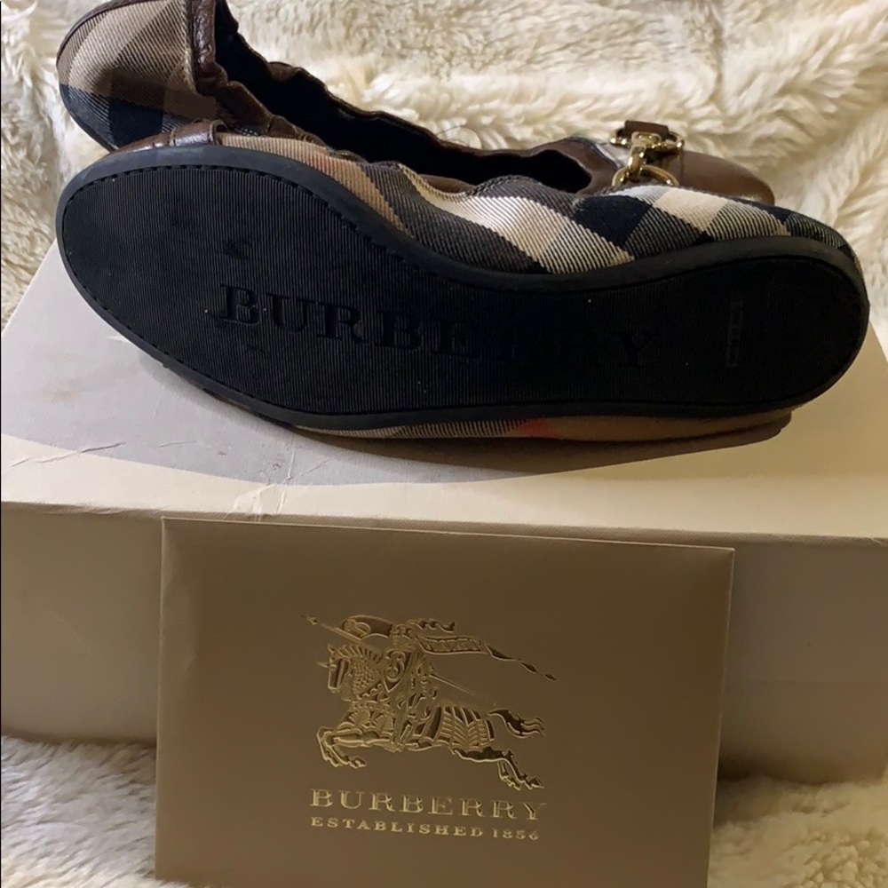 Shoes - Picture 3 of 3